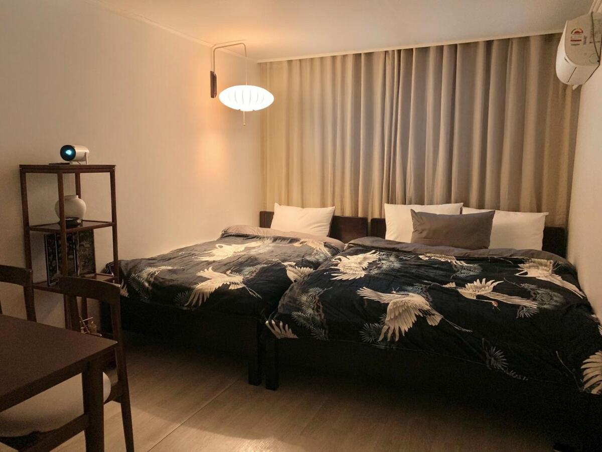New Open Special Price! Line 2 Bongcheon Station 8 Minutes On Foot, Korean Emotional Accommodation, Gangnam 15 Minutes, Hongdae 20 Minutes, National Station