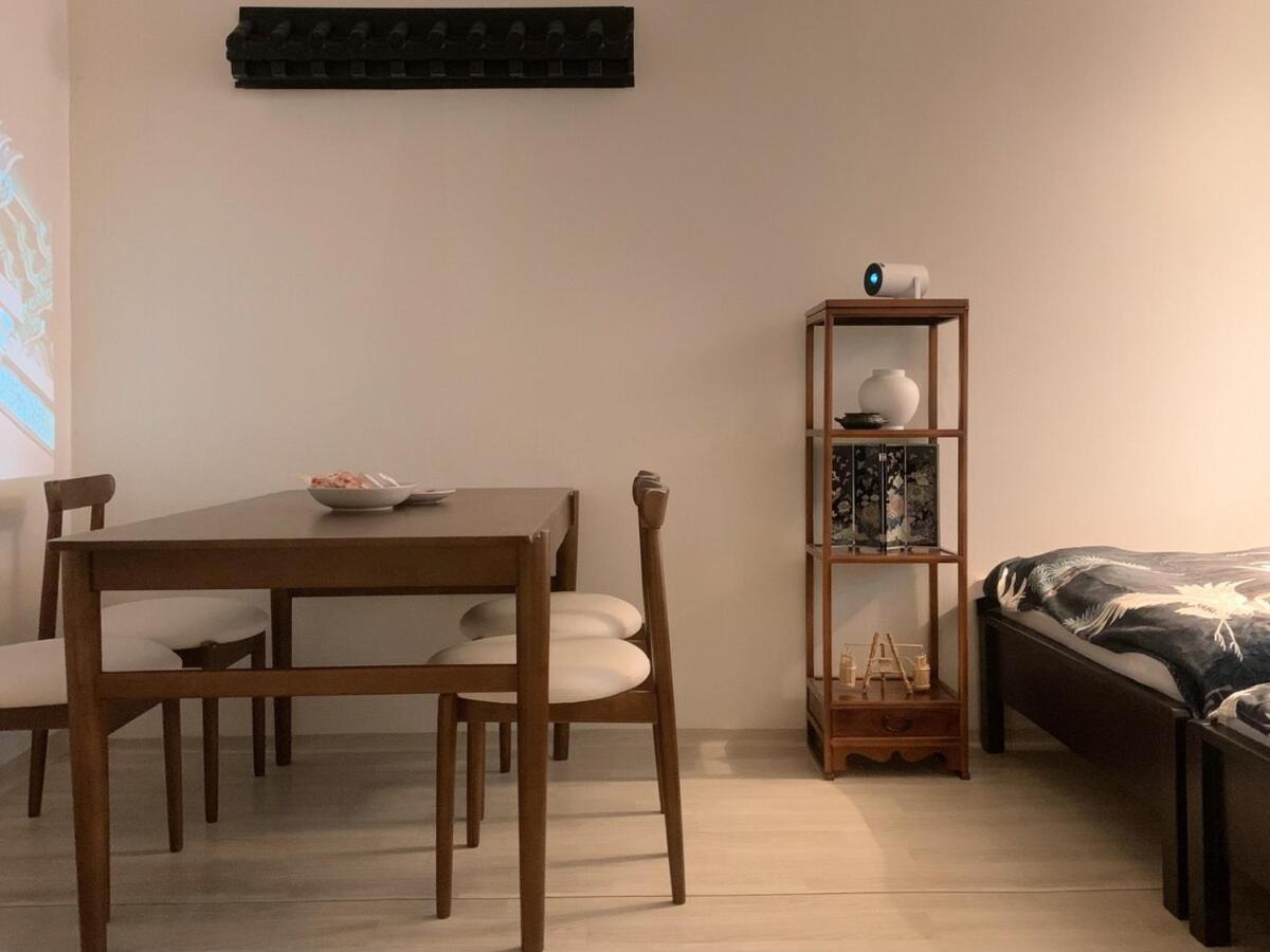 New Open Special Price! Line 2 Bongcheon Station 8 Minutes On Foot, Korean Emotional Accommodation, Gangnam 15 Minutes, Hongdae 20 Minutes, National Station Seoul